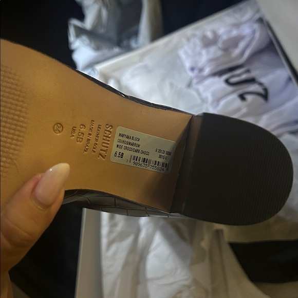 Never worn! Size 6.5 Dark Brown Croc-Embossed Block Heeled Boots - Picture 3 of 7